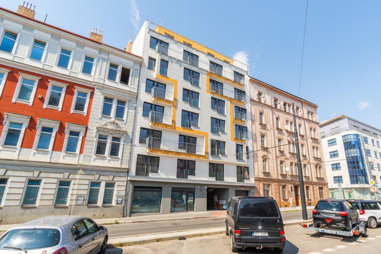 Brand New Studio Apartment # 42 In Brand New Building With Free Parking In The Center Praha Exteriér fotografie